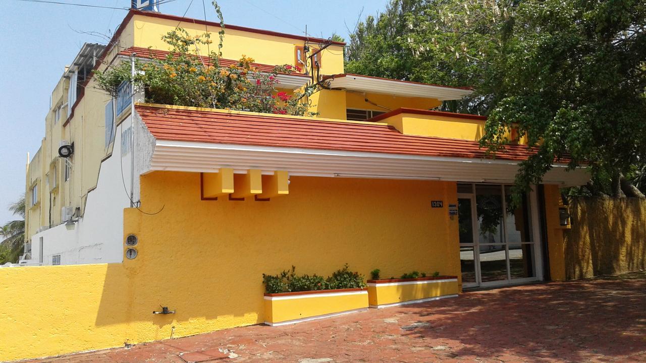 Hotel Posada Cancun Коацакоалкос Екстериор снимка